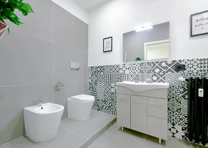 Gasthuis Alle Porte Del Centro - - - Ingresso Centro Storico - Parcheggio Gratuito Reggio nell'Emilia