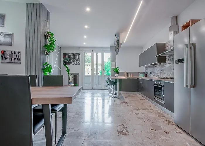 Alle Porte Del Centro - - - Ingresso Centro Storico - Parcheggio Gratuito Reggio nell'Emilia