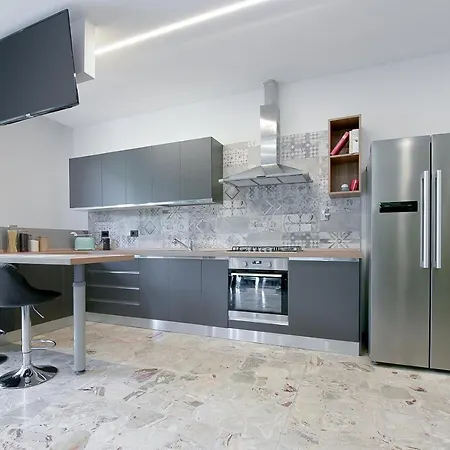 Alle Porte Del Centro - - - Ingresso Centro Storico - Parcheggio Gratuito *