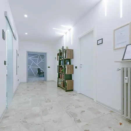 Alle Porte Del Centro - - - Ingresso Centro Storico - Parcheggio Gratuito 레조넬에밀리아