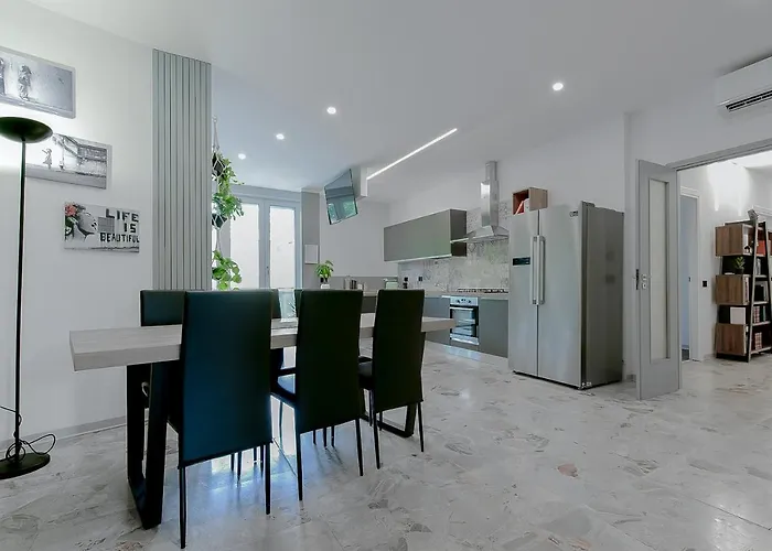 Alle Porte Del Centro - - - Ingresso Centro Storico - Parcheggio Gratuito