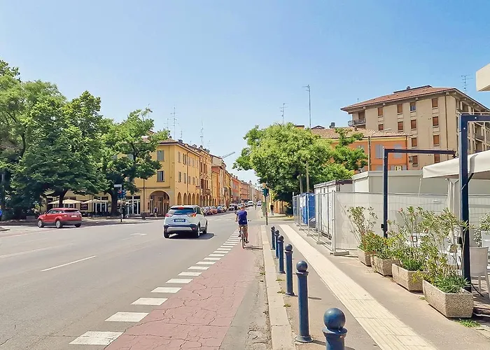 Vendégház Alle Porte Del Centro - - - Ingresso Centro Storico - Parcheggio Gratuito Reggio Emilia